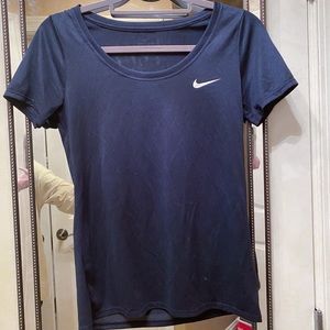 Nike Dri-fit women’s shirt